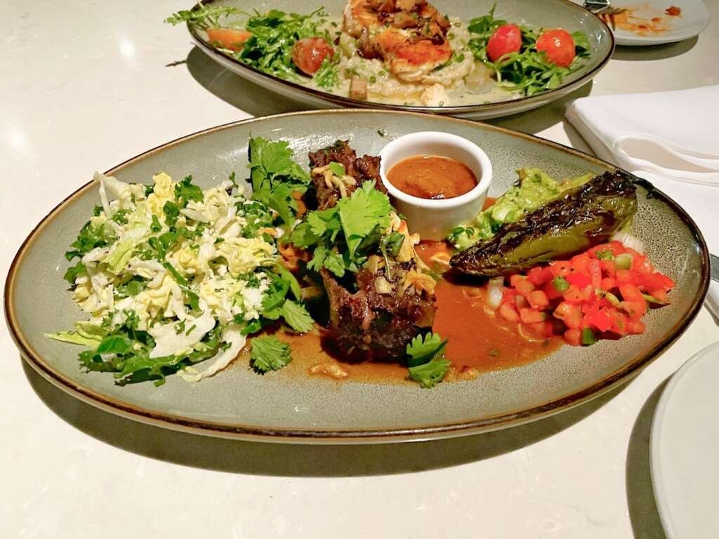 Shorebird Restaurant - 10 Best Restaurants in Newport Beach (2023)