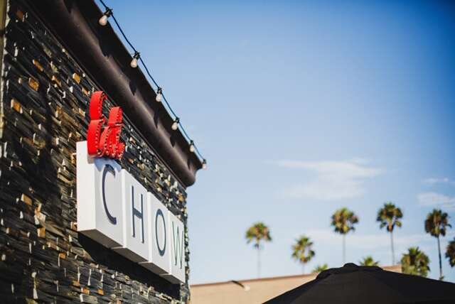 Each Chow - 10 Best Restaurants in Newport Beach (2023)