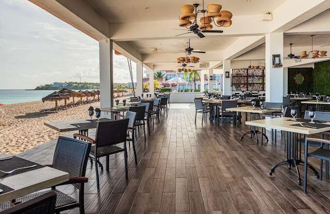 Straw Hat Restaurant - 10 Best Restaurants in Anguilla (2023)