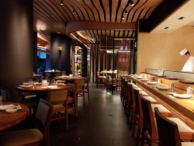 Nobu Waikiki - 10 Best Restaurants in Waikiki (2023)