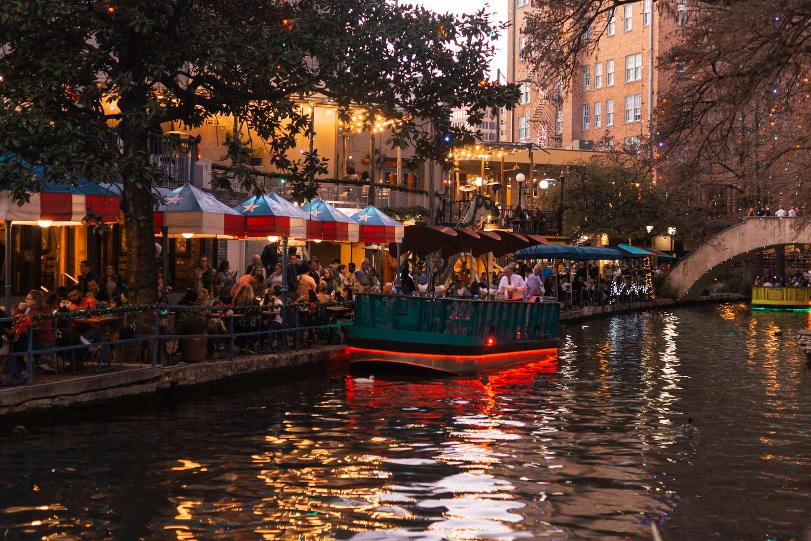 10 Best Restaurants in San Antonio Riverwalk (2025)