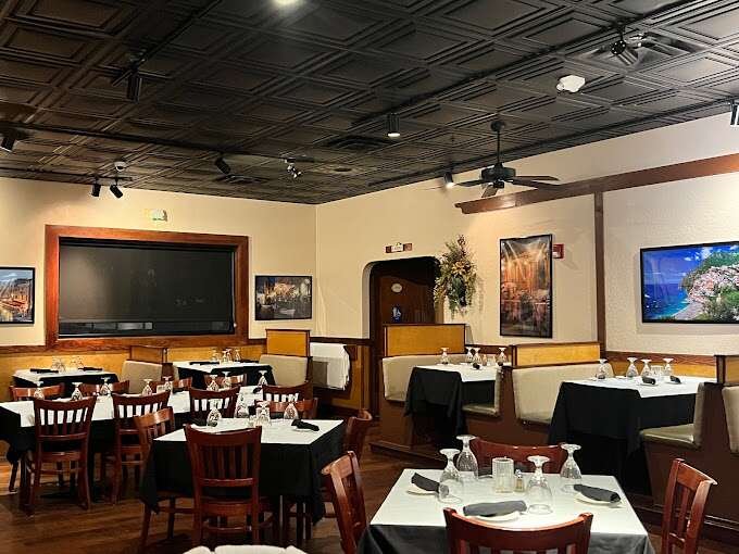 Bella Roma Tuscan Grill - 10 Best Restaurants in 30A (2023)