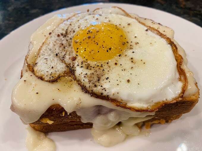 Vyoone's - 10 Best Restaurants in Nola (2023)